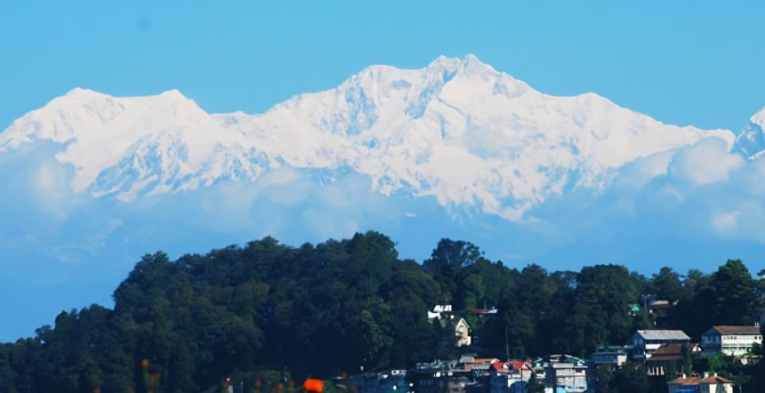 The Best Tour Package from Sikkim to Darjeeling