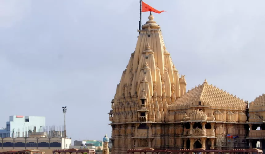 Gujarat: Dwarka, Somnath, Gir Tour Package 7D/6N