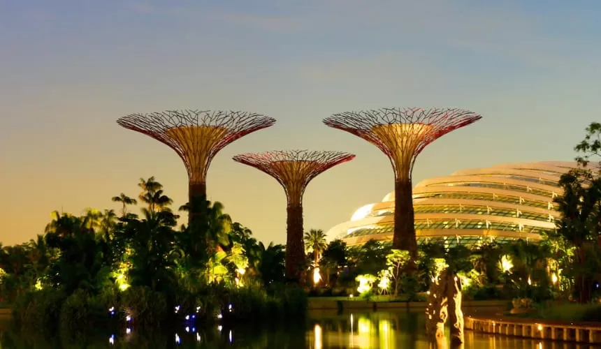 South Asia Malaysia, Singapore, Thailand, Bali Tour Package on Emi