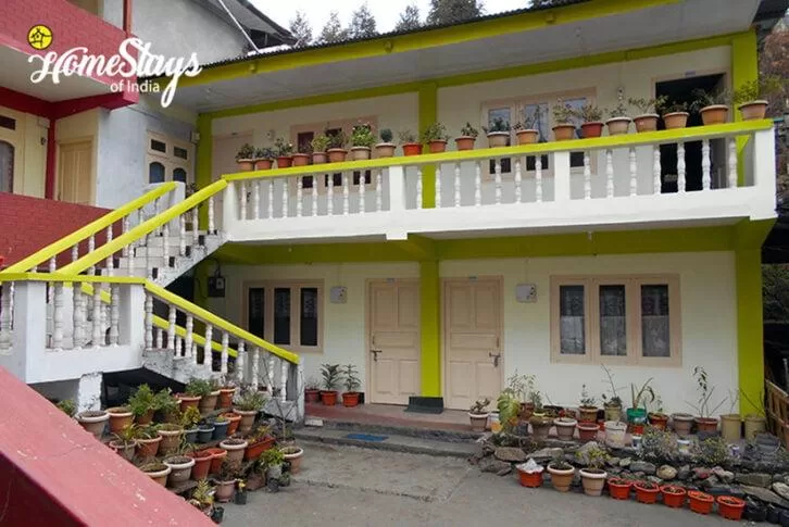 Anu Homestay