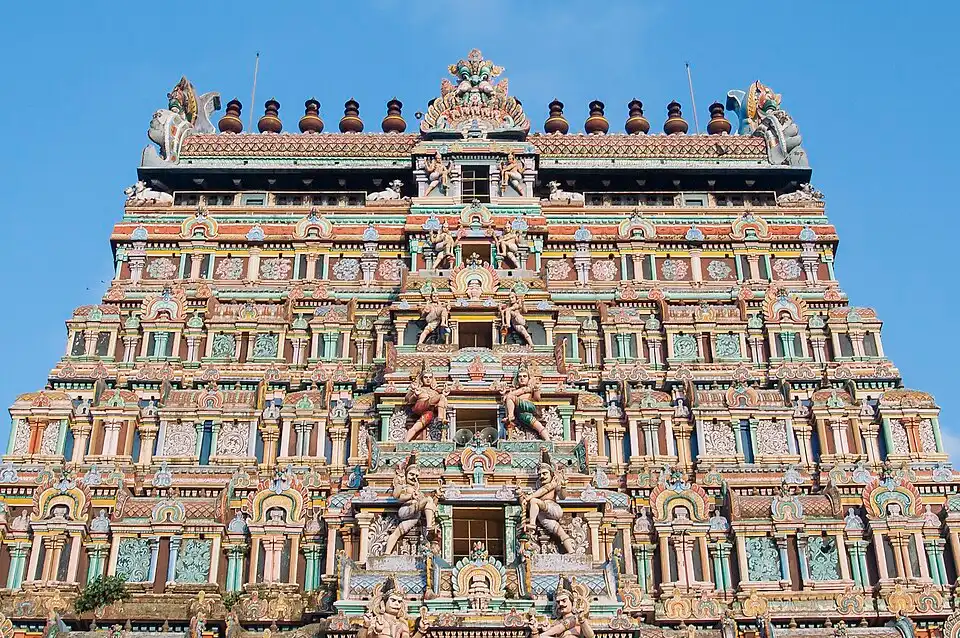 Nataraja_Temple_gopuram_artwork_in_Chidambaram,_Tamil_Nadu